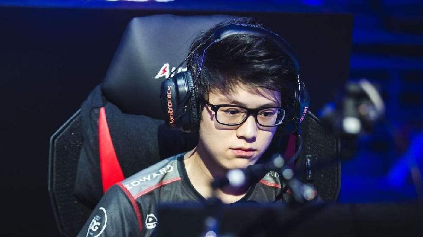 关键时刻挺 关键时刻挺