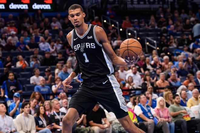 成为了讨论 成为了讨论